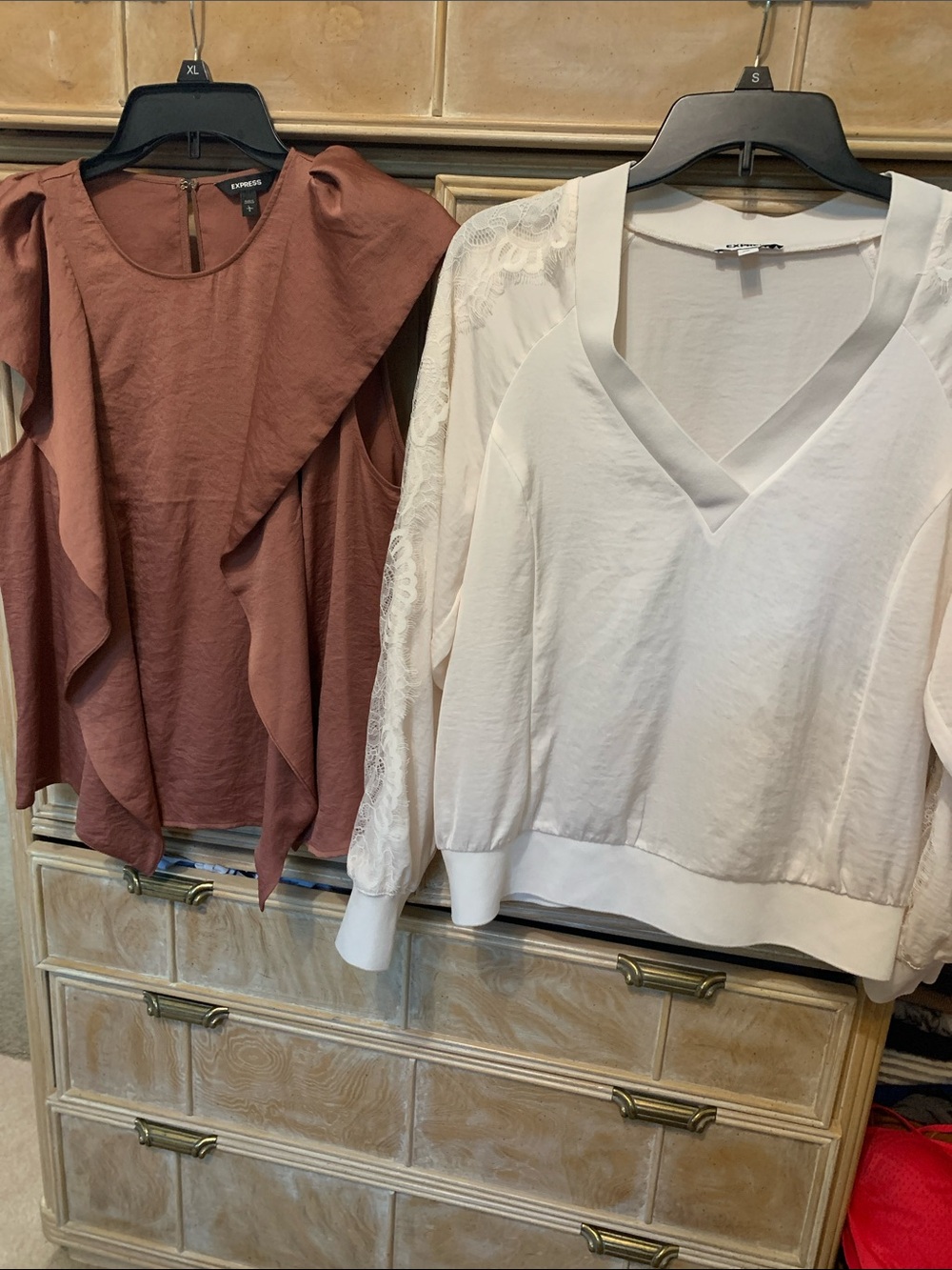 Express Women's Rust Ruffle Sleeveless Top & White Lace-Sleeve V-Neck top.